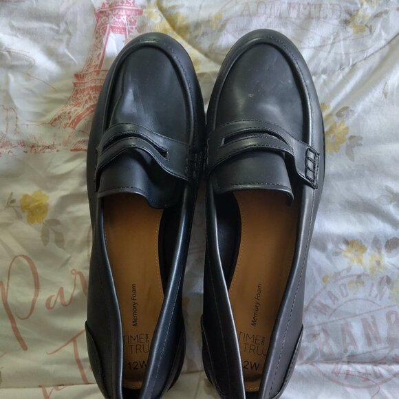 Time and Tru Shoes - FLATS 12 W  WOMANS
